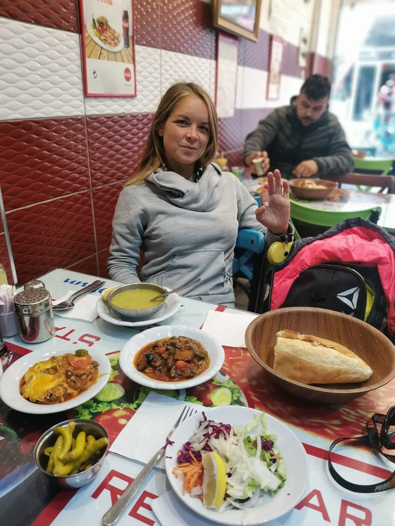 v tureckém letovisku musíte vzít v úvahu, že cestovní ruch představuje velké procento místních příjmů z podnikání