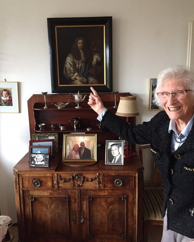 Charlotte Bischoff van Heemskerck vidí obraz poprvé po 80 letech. Fotografie: Rodina paní Charlotte Bischoff van Heemskerck