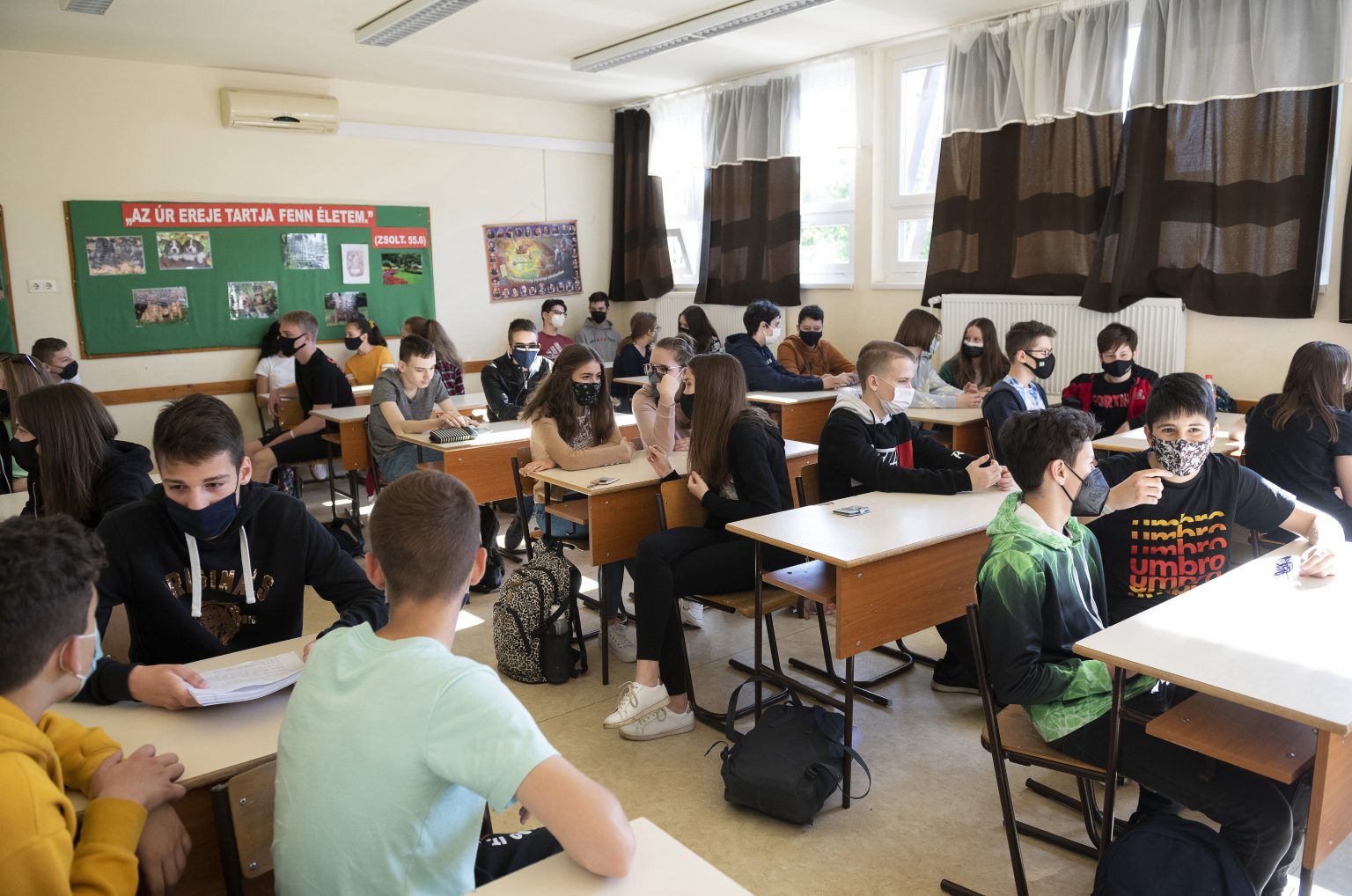 V médiích se šíří dezinformace o vytápění tříd v Maďarsku