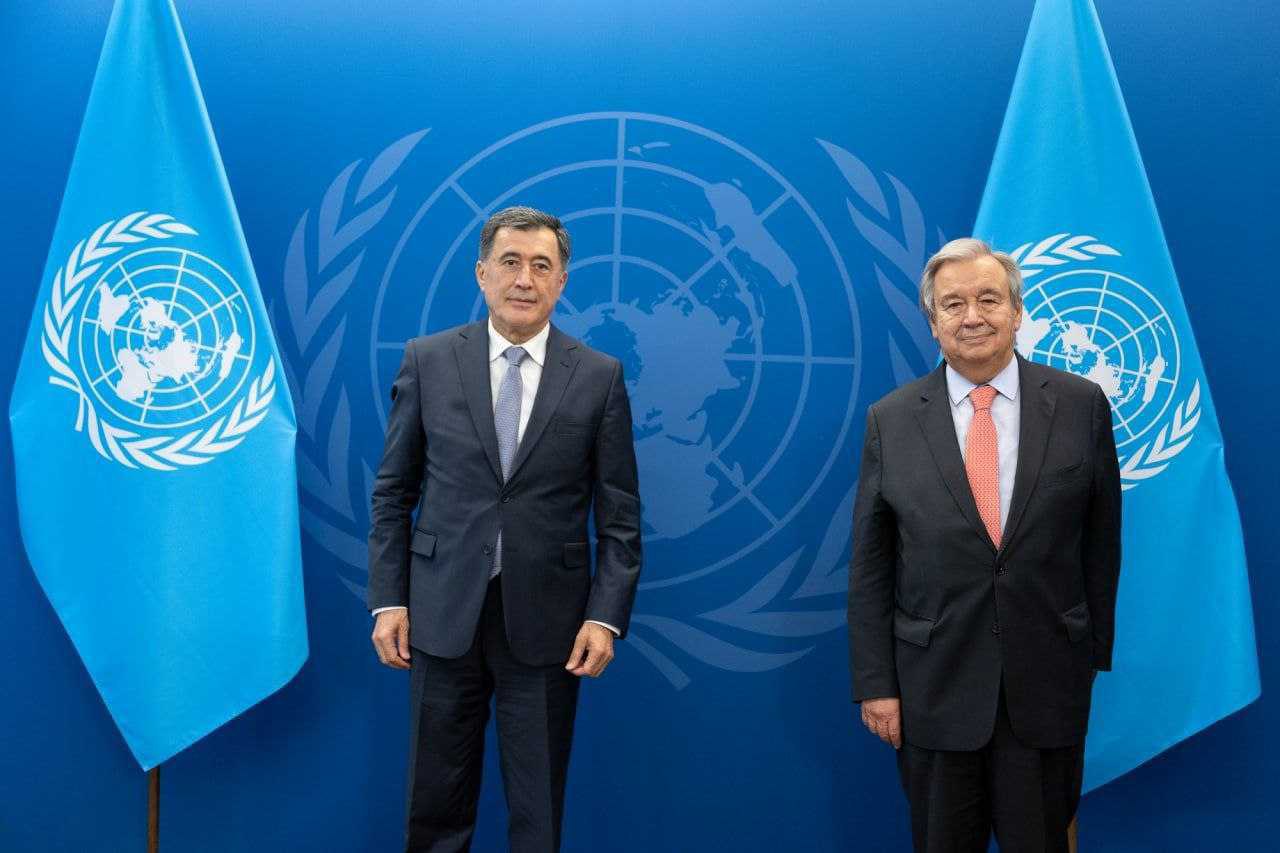 v sídle OSN v New Yorku setkal ministr zahraničních věcí Uzbekistánu Vladimir Norov s generálním tajemníkem OSN Antóniem Guterresem